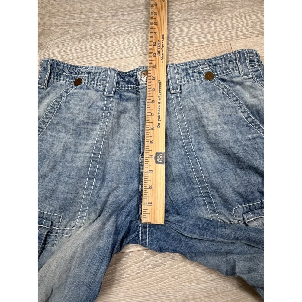 True Religion Isaac Mens Cargo Shorts Size 33 Blue Denim Contrast Stitch Frayed